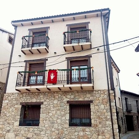 Apartamentos El Arenal Acebo Extérieur photo