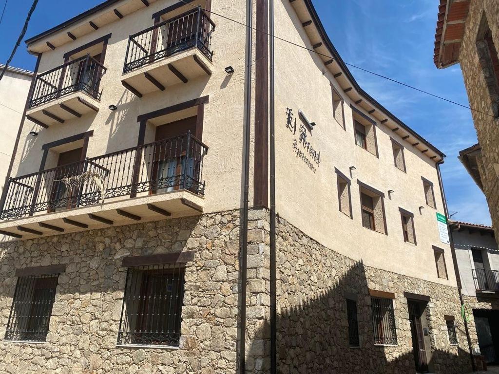 Apartamentos El Arenal Acebo Extérieur photo