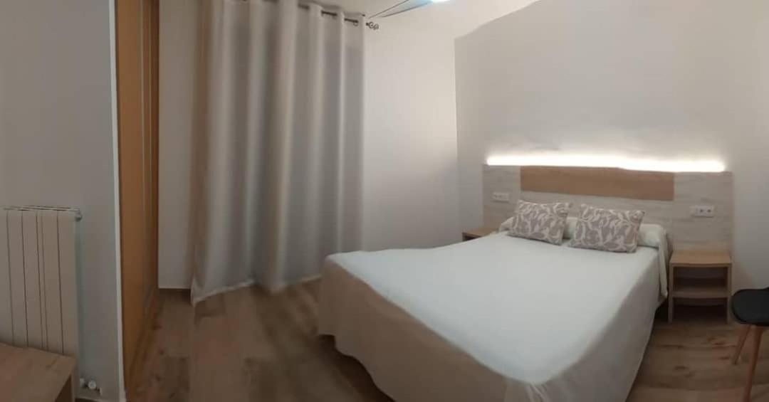 Apartamentos El Arenal Acebo Extérieur photo